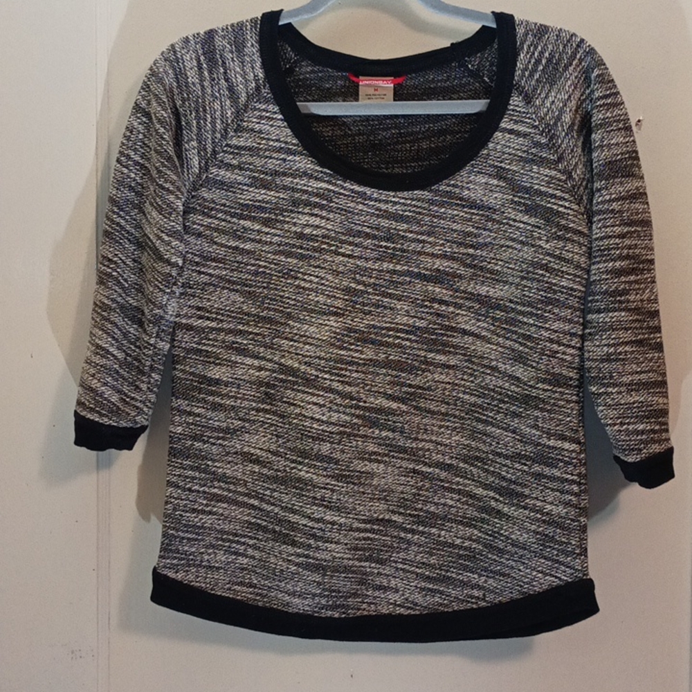 Union bay sweater size medium